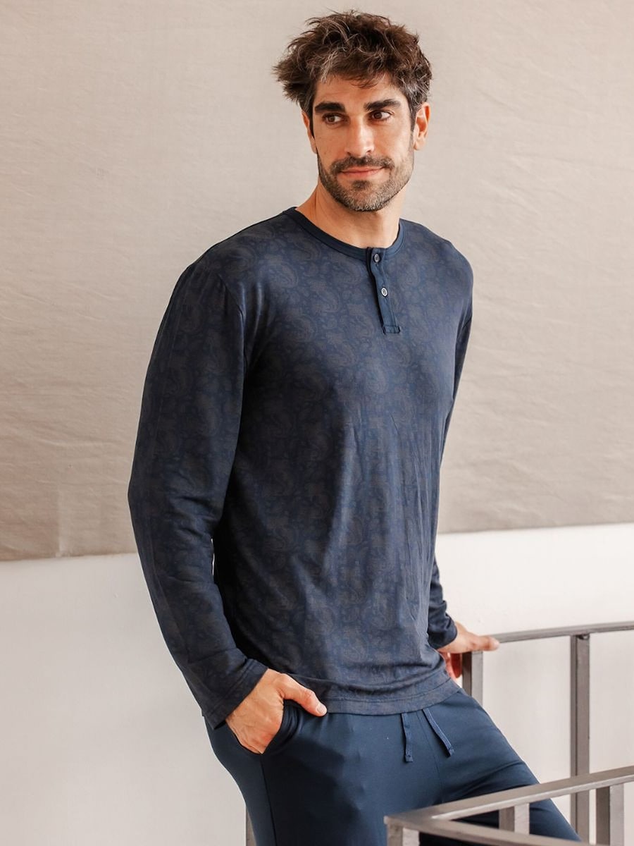 Длинная пижама zd ZERO DEFECTS Modal Luxury winter pyjama set, темно-синий
Длинная пижама zd ZERO DEFECTS Modal Luxury winter pyjama set, темно-синий