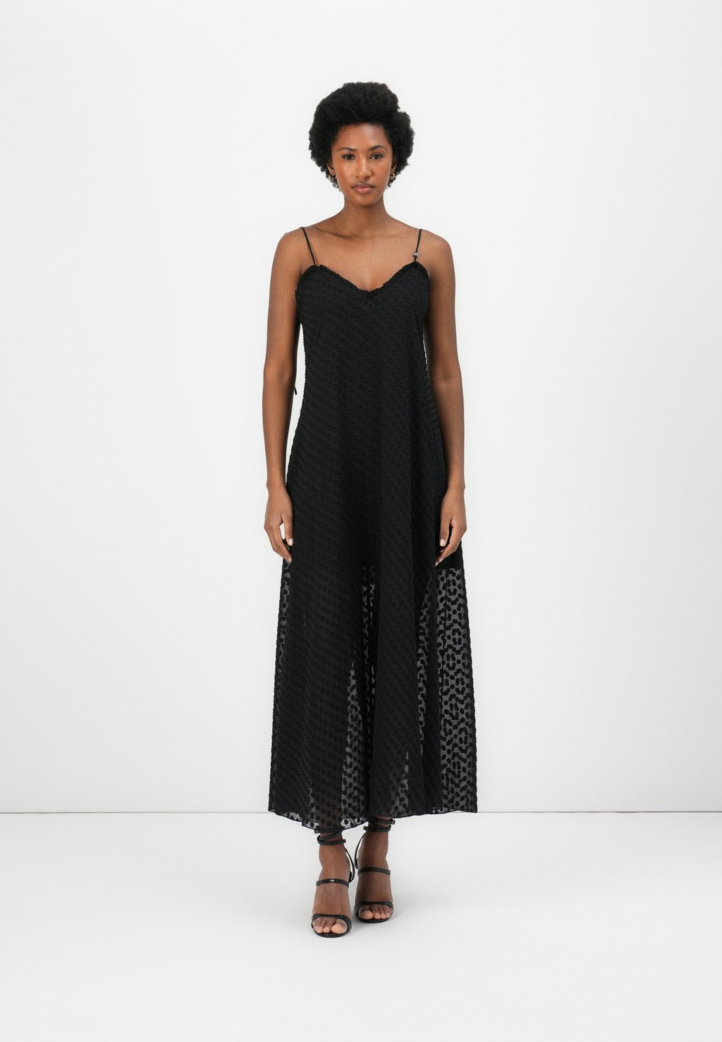 Платье макси KAPINI HUGO, черный
Платье макси KAPINI HUGO, черный