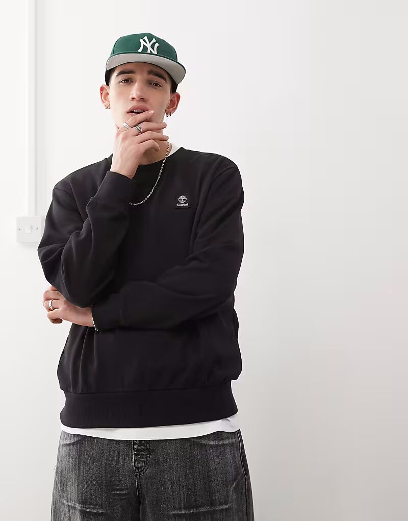 Толстовка с высоким воротом и логотипом Timberland черного цвета
Толстовка с высоким воротом и логотипом Timberland черного цвета