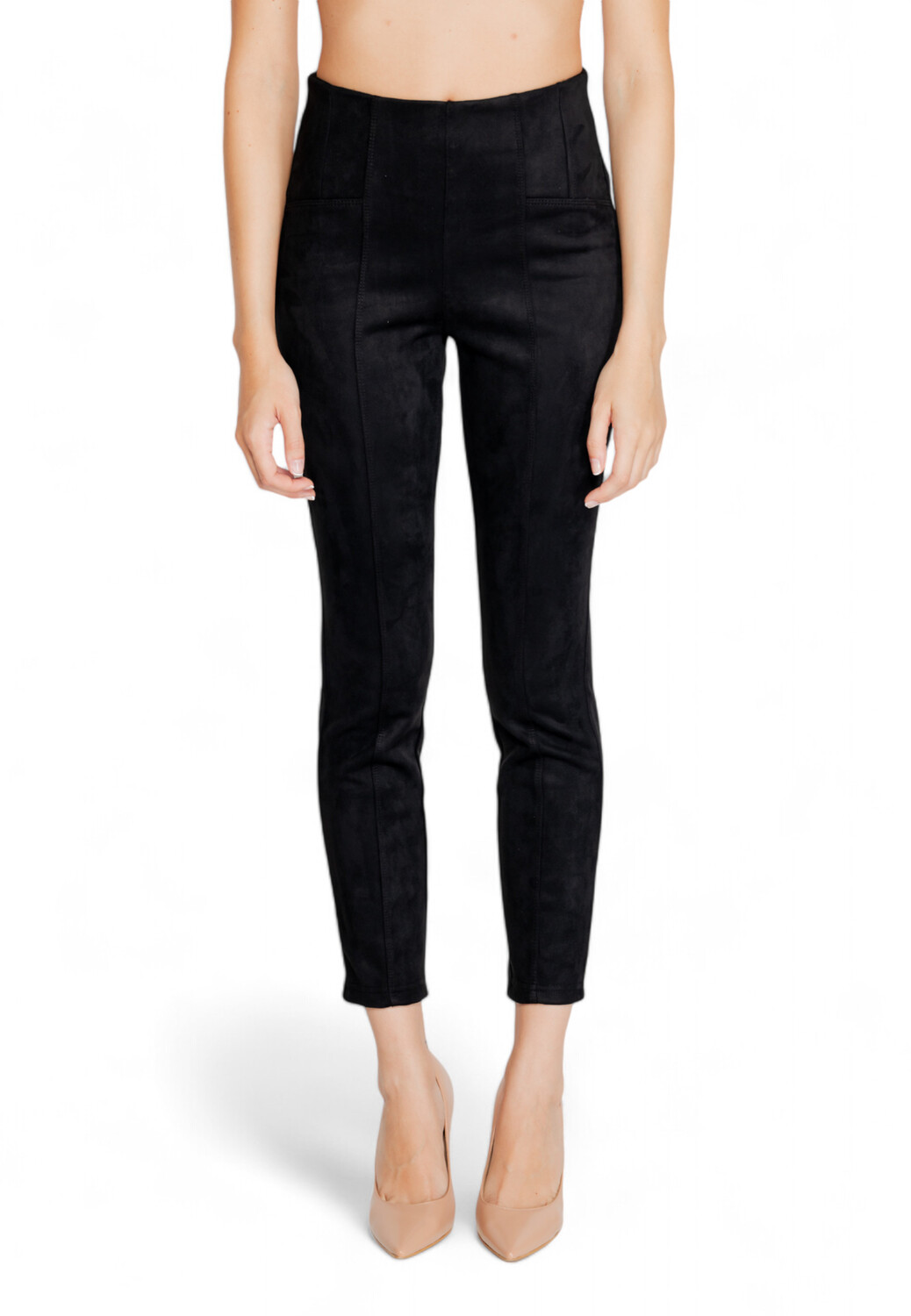 Брюки женские Street One облегающего кроя укороченные, черный
Брюки женские Street One облегающего кроя укороченные, черный