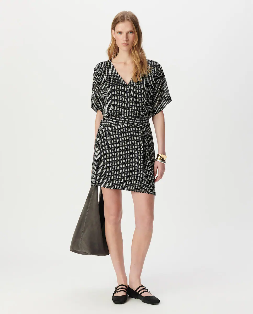 Короткое платье с коротким рукавом IKKS, черный
Короткое платье с коротким рукавом IKKS, черный