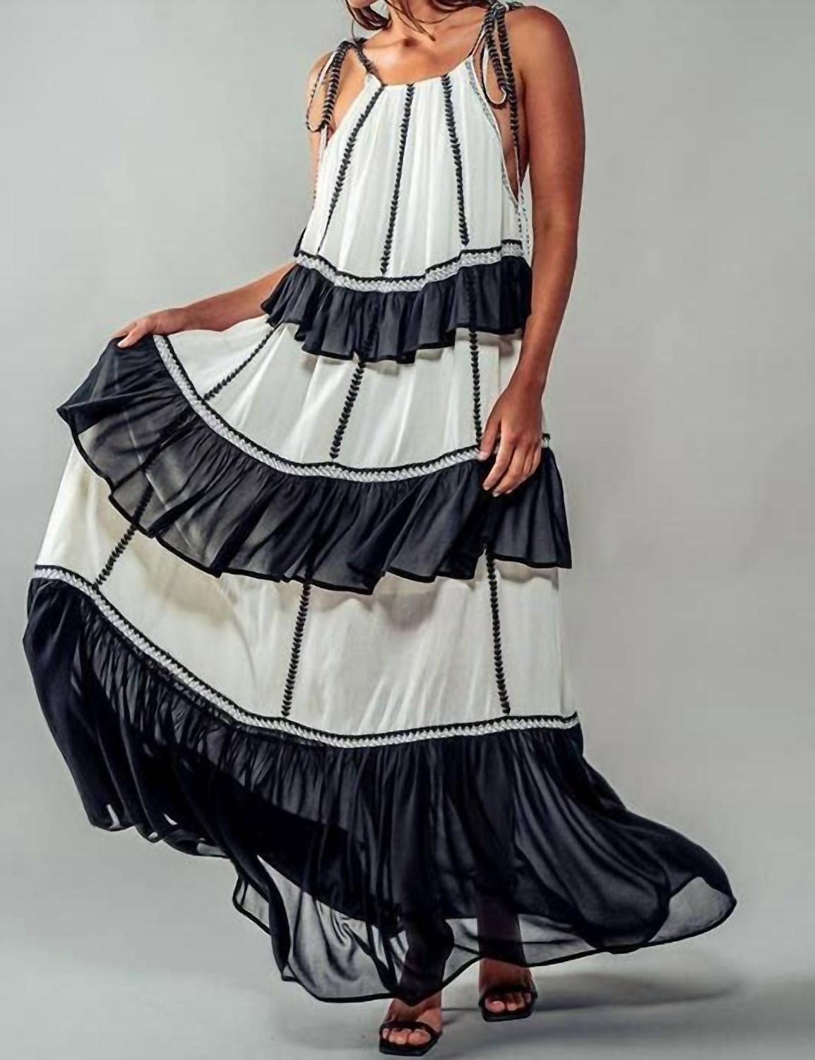 Полуночный сад макси-платье в цвете слоновой кости и черном Urban Daizy
Полуночный сад макси-платье в цвете слоновой кости и черном Urban Daizy