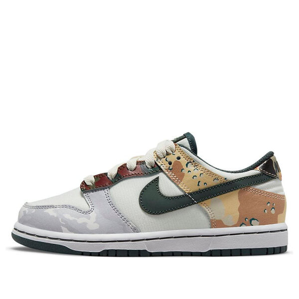 Кроссовки dunk low se 'sail multi-camo' Nike, камуфляж 
Кроссовки dunk low se 'sail multi-camo' Nike, камуфляж