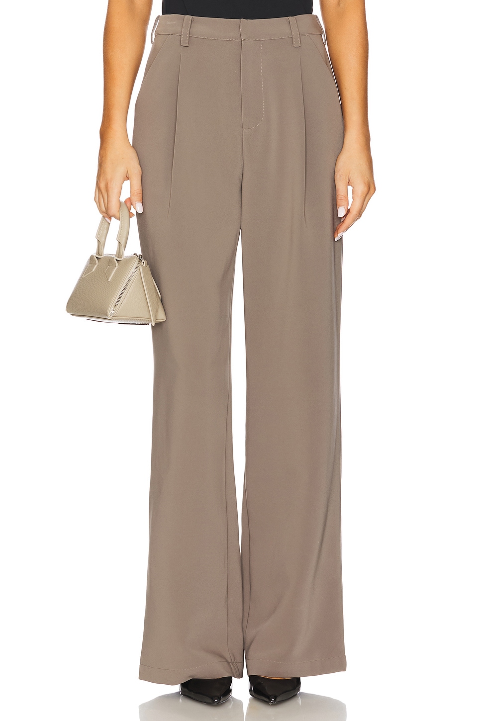 X revolve брюки marichelle от House Of Harlow 1960, dark mushroom
X revolve брюки marichelle от House Of Harlow 1960, dark mushroom