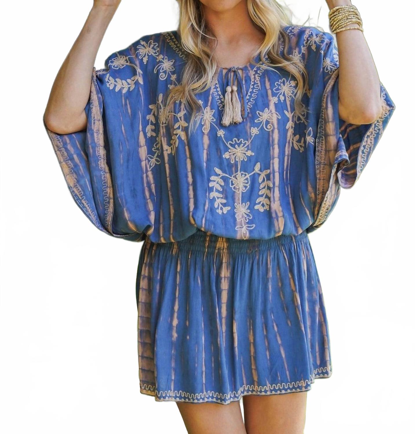 Вышитая цветочная туника в дениме Bali Queen, Denim
Вышитая цветочная туника в дениме Bali Queen, Denim