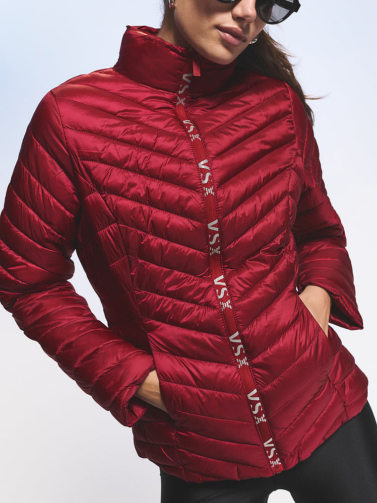Куртка VSX Luxpuff Packable Vsx, ready red
Куртка VSX Luxpuff Packable Vsx, ready red