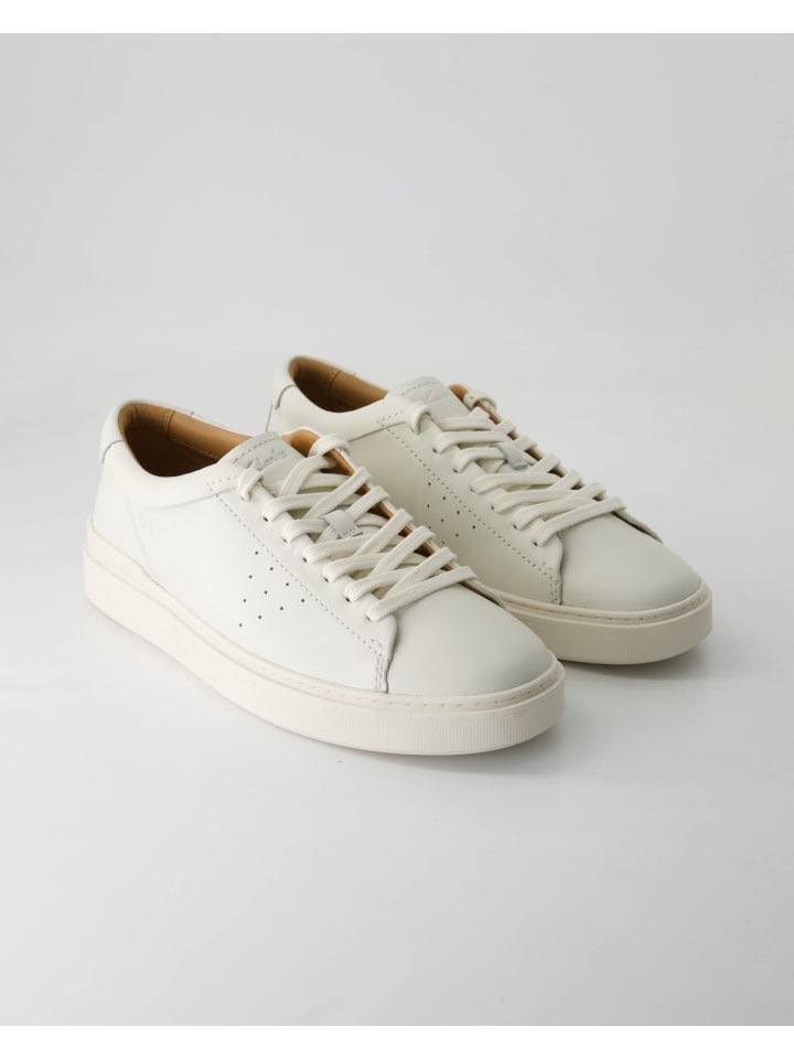 Кроссовки на шнуровке Clarks, белый
Кроссовки на шнуровке Clarks, белый