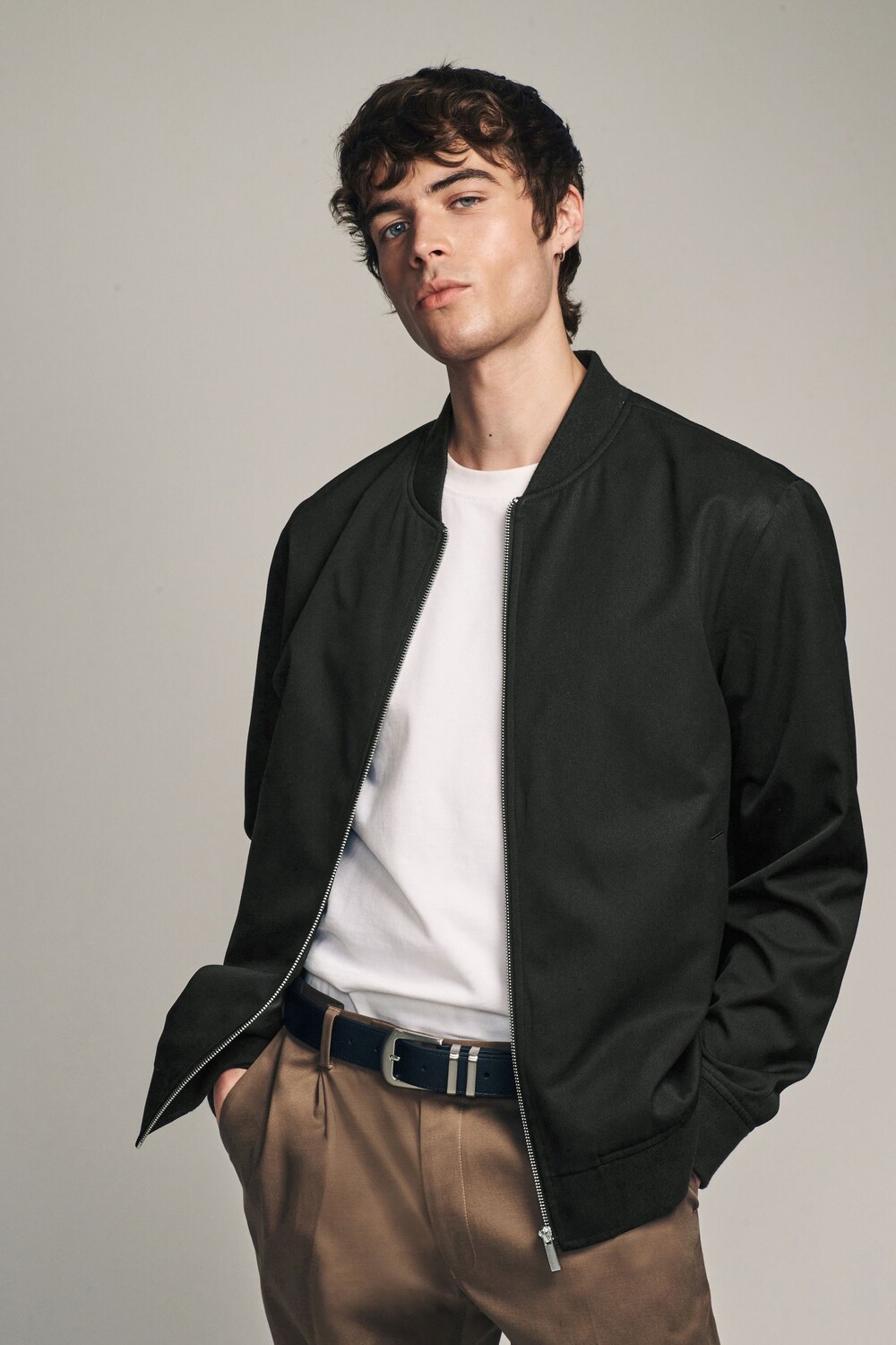 Умная куртка бомбер Next, черный
Умная куртка бомбер Next, черный