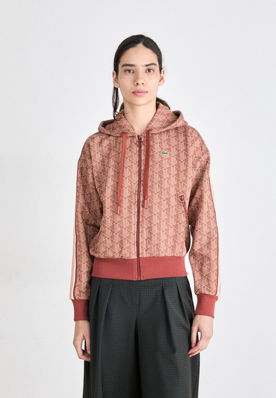 Толстовка Lacoste Zip-up sweatshirt, Iberis/Latte/Orange
Толстовка Lacoste Zip-up sweatshirt, Iberis/Latte/Orange