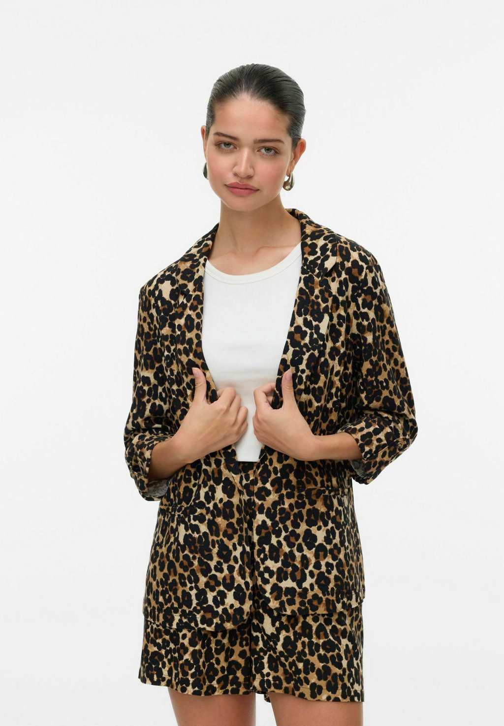 Блейзер Vero Moda, коричневый
Блейзер Vero Moda, коричневый