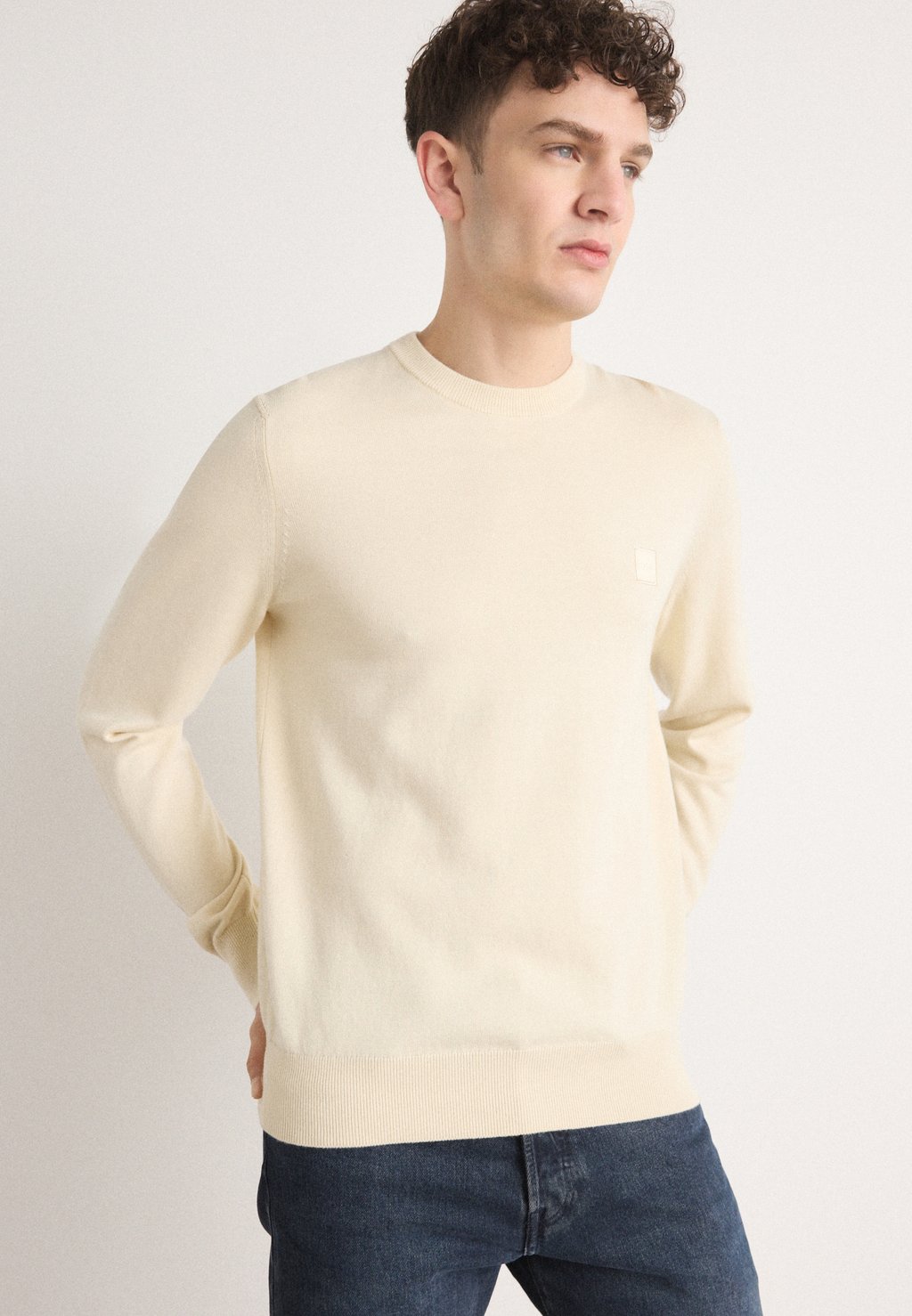 Джемпер KANOVANO BOSS, светло-желтый
Джемпер KANOVANO BOSS, светло-желтый