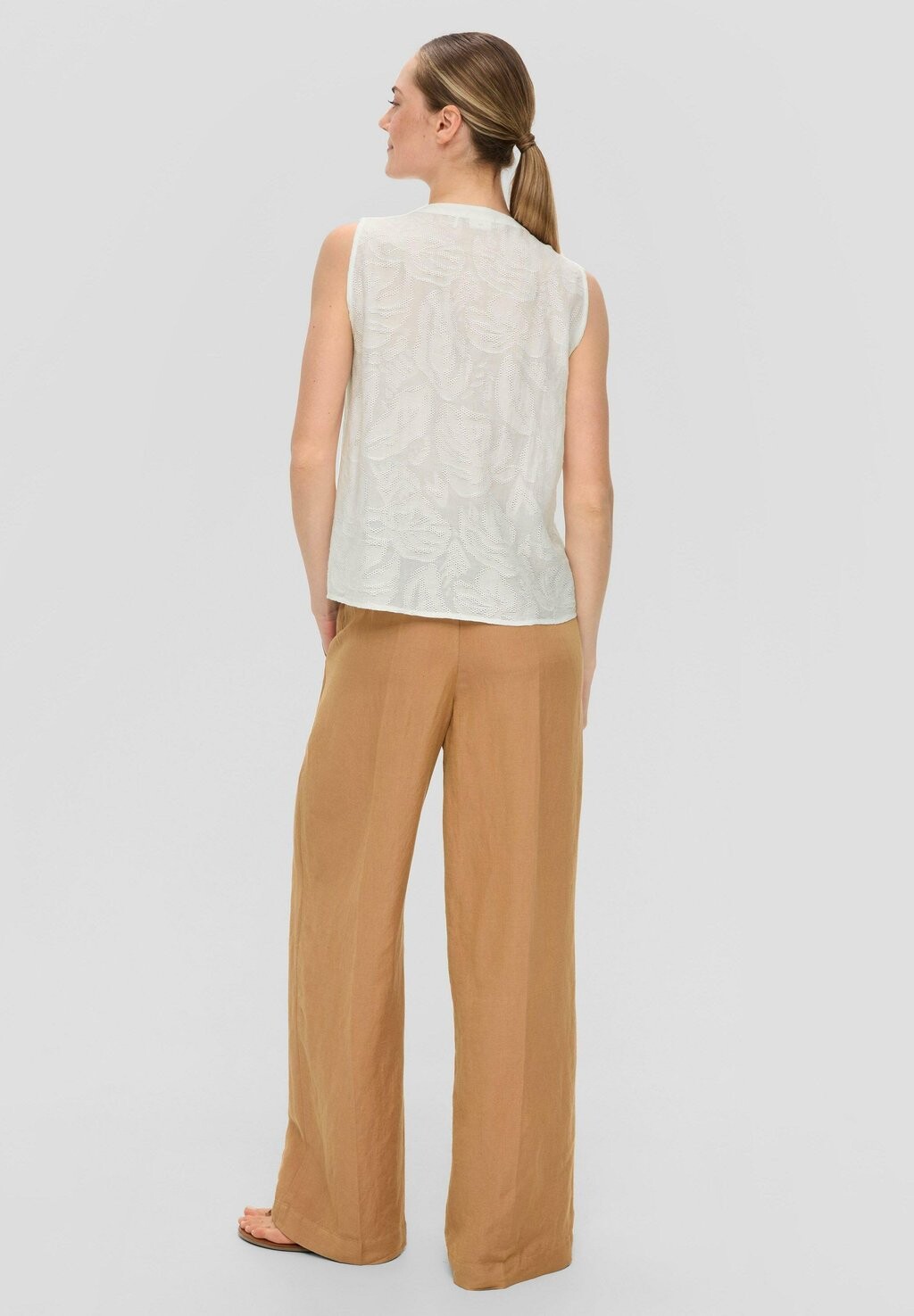 Блуза s.Oliver BLACK LABEL, кремовый
Блуза s.Oliver BLACK LABEL, кремовый