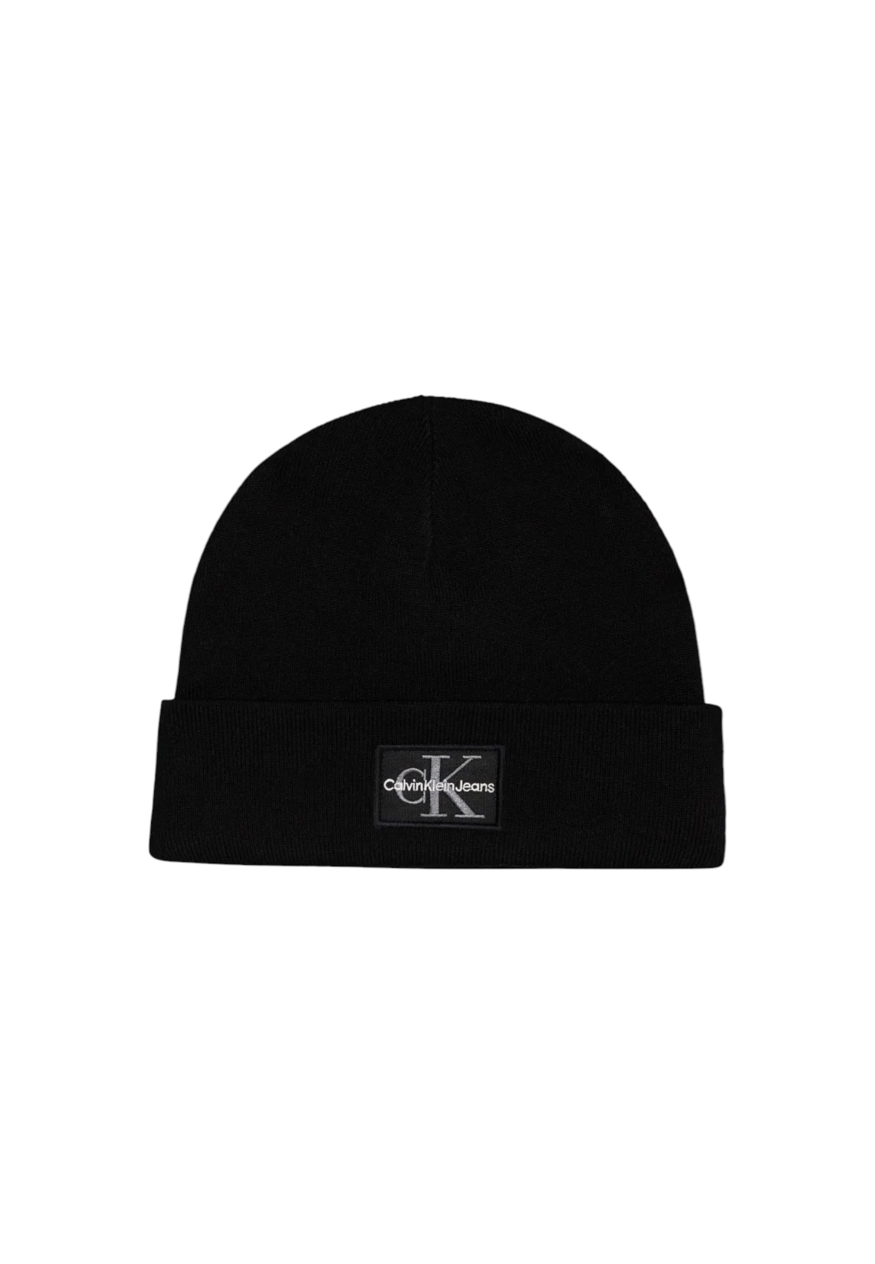 Бейсболка Calvin Klein Jeans, черный
Бейсболка Calvin Klein Jeans, черный