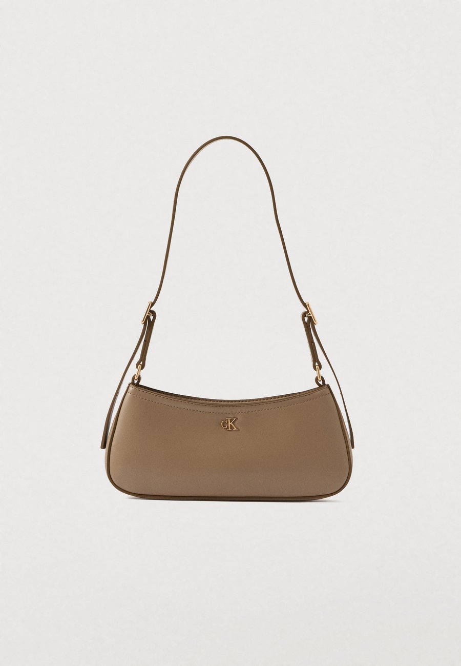 Сумка Calvin Klein SMALL SHOULDER BAG, Desert Taupe/Taupe
Сумка Calvin Klein SMALL SHOULDER BAG, Desert Taupe/Taupe