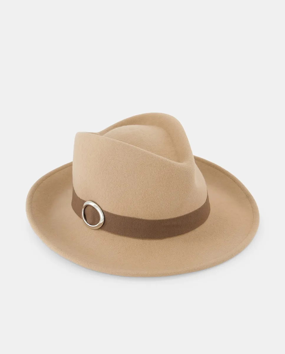 Фетровые шляпы Tirabasso, бежевый
Фетровые шляпы Tirabasso, бежевый
