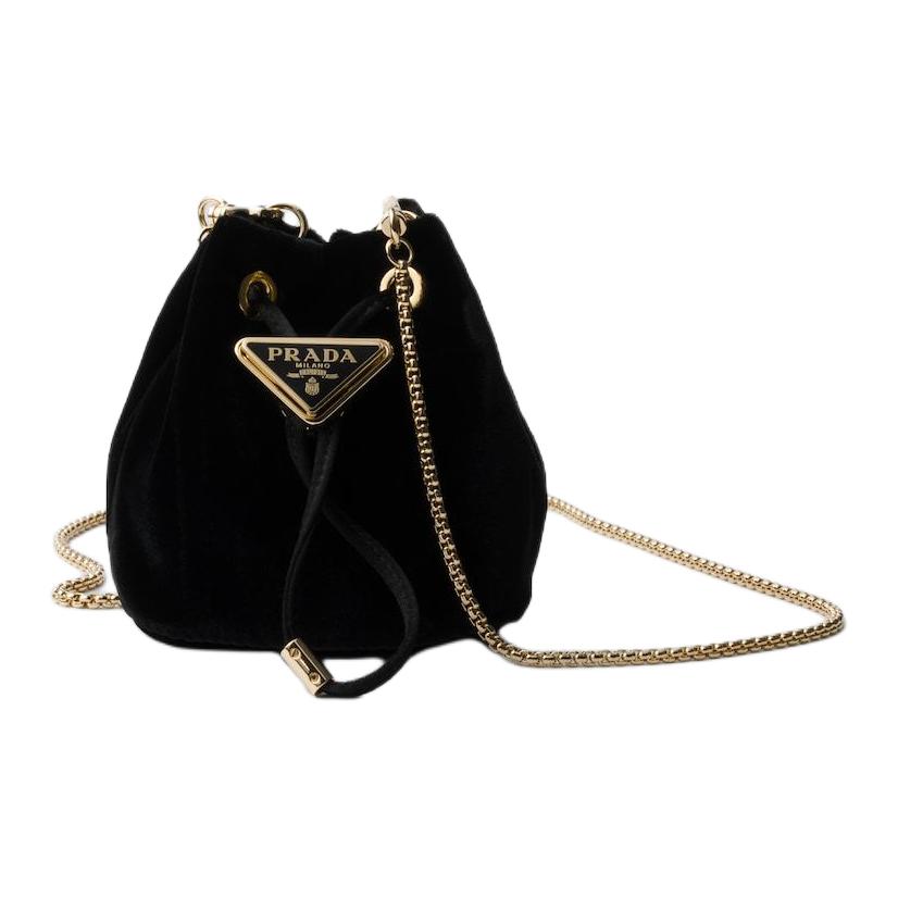 PRADA Бархатный мини-клатч на одно плечо женский черный
PRADA Бархатный мини-клатч на одно плечо женский черный