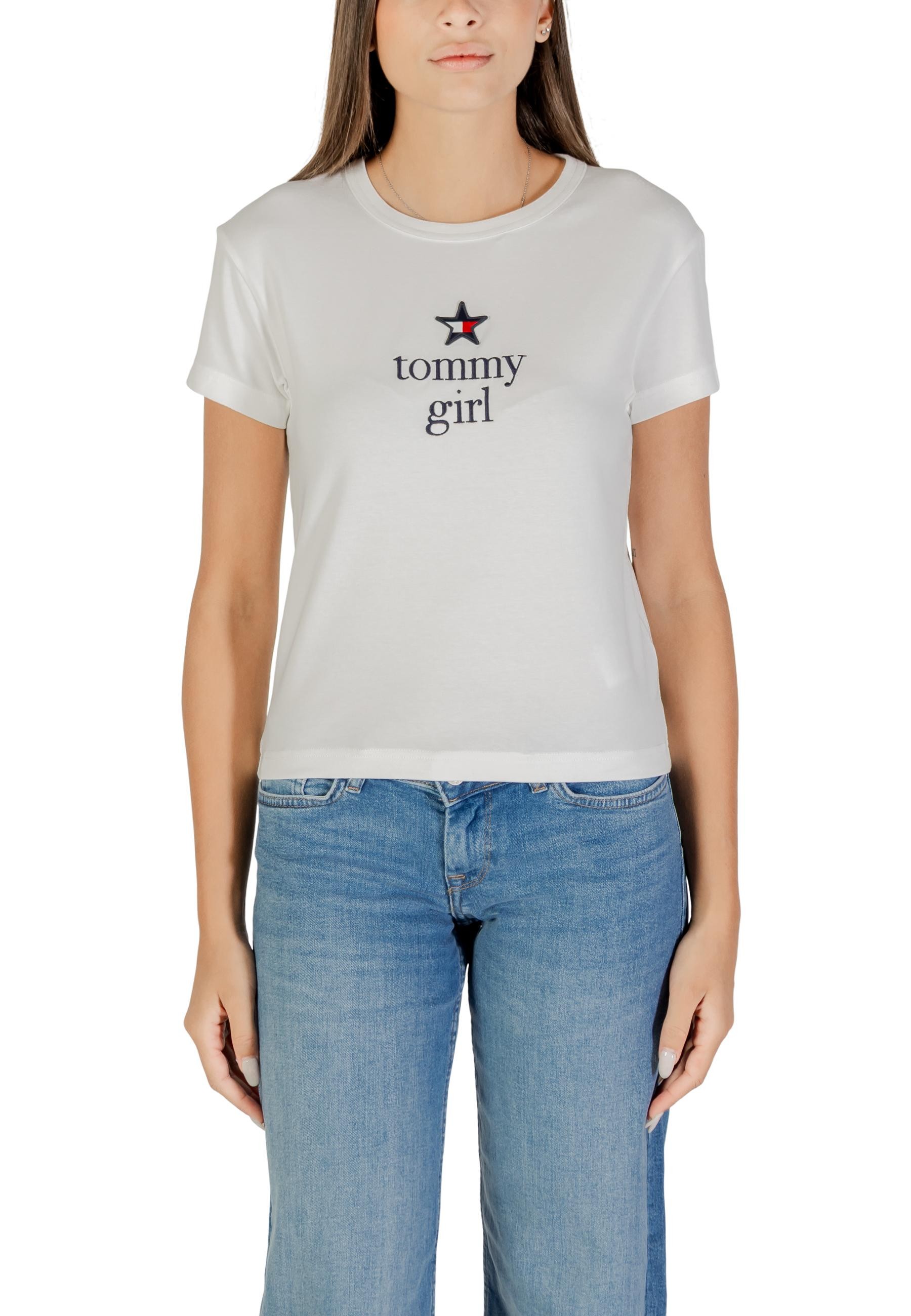 Футболки Tommy Jeans, белый
Футболки Tommy Jeans, белый