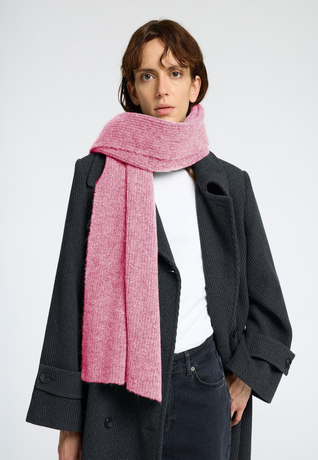 Шарф SLFMALINE NOOS Selected Femme, светло-розовый
Шарф SLFMALINE NOOS Selected Femme, светло-розовый