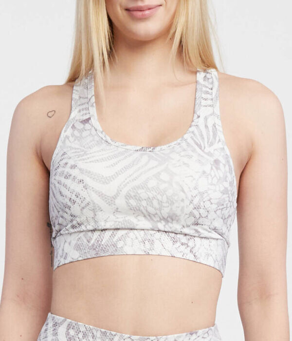 Бюстгальтер Guess Active спортивный с узором, серый
Бюстгальтер Guess Active спортивный с узором, серый