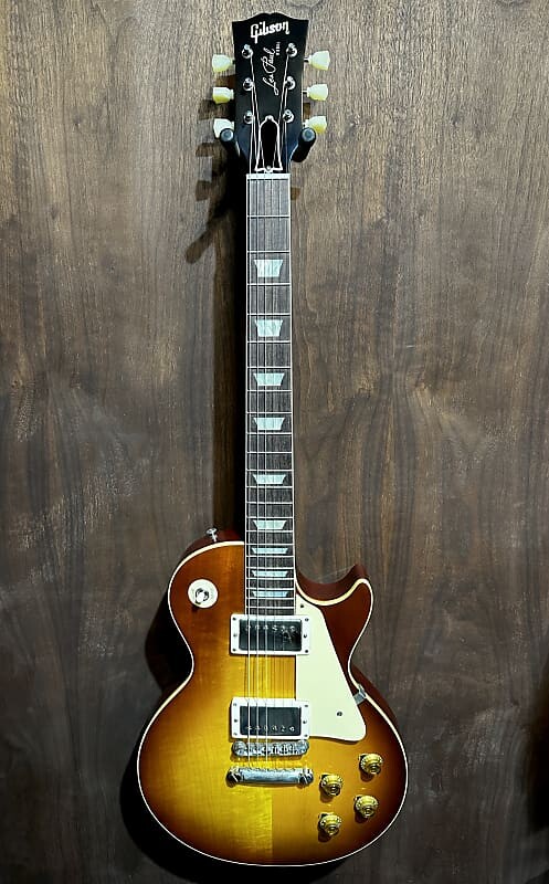 Электрогитара Gibson Custom Shop 1958 Les Paul Standard Reissue VOS Ice Tea Burst
Электрогитара Gibson Custom Shop 1958 Les Paul Standard Reissue VOS Ice Tea Burst