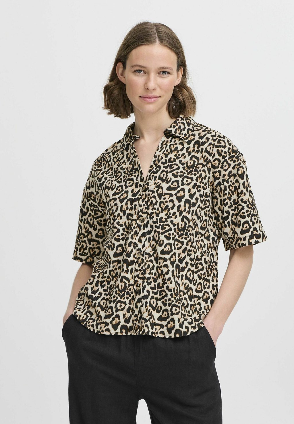 Блузка на пуговицах FALAKKA b.young, цвет Rainy Day Leopard Mix
Блузка на пуговицах FALAKKA b.young, цвет Rainy Day Leopard Mix