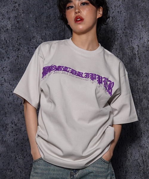 Футболка с вышивкой, плотная ткань, бренд RIPPER, цвет серый
Футболка с вышивкой, плотная ткань, бренд RIPPER, цвет серый