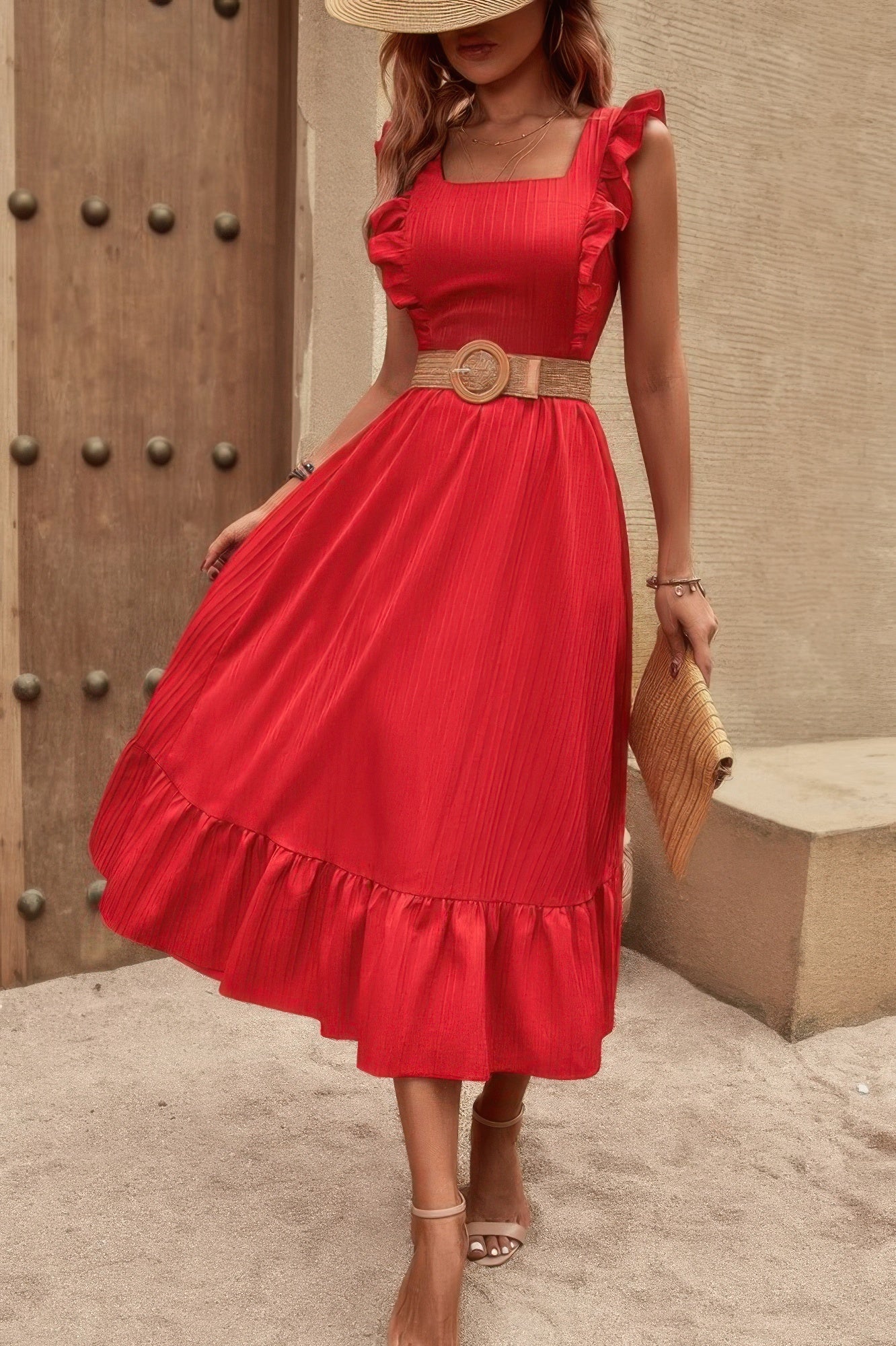 Платье с рюшами и открытой спиной на узел TRUEDAMES, красный 
Платье с рюшами и открытой спиной на узел TRUEDAMES, красный