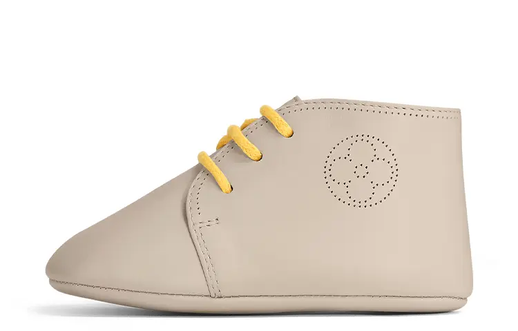 Антискользящие низкие предходовые ботиночки для малышей бежевые младенческие и детские LOUIS VUITTON
Антискользящие низкие предходовые ботиночки для малышей бежевые младенческие и детские LOUIS VUITTON