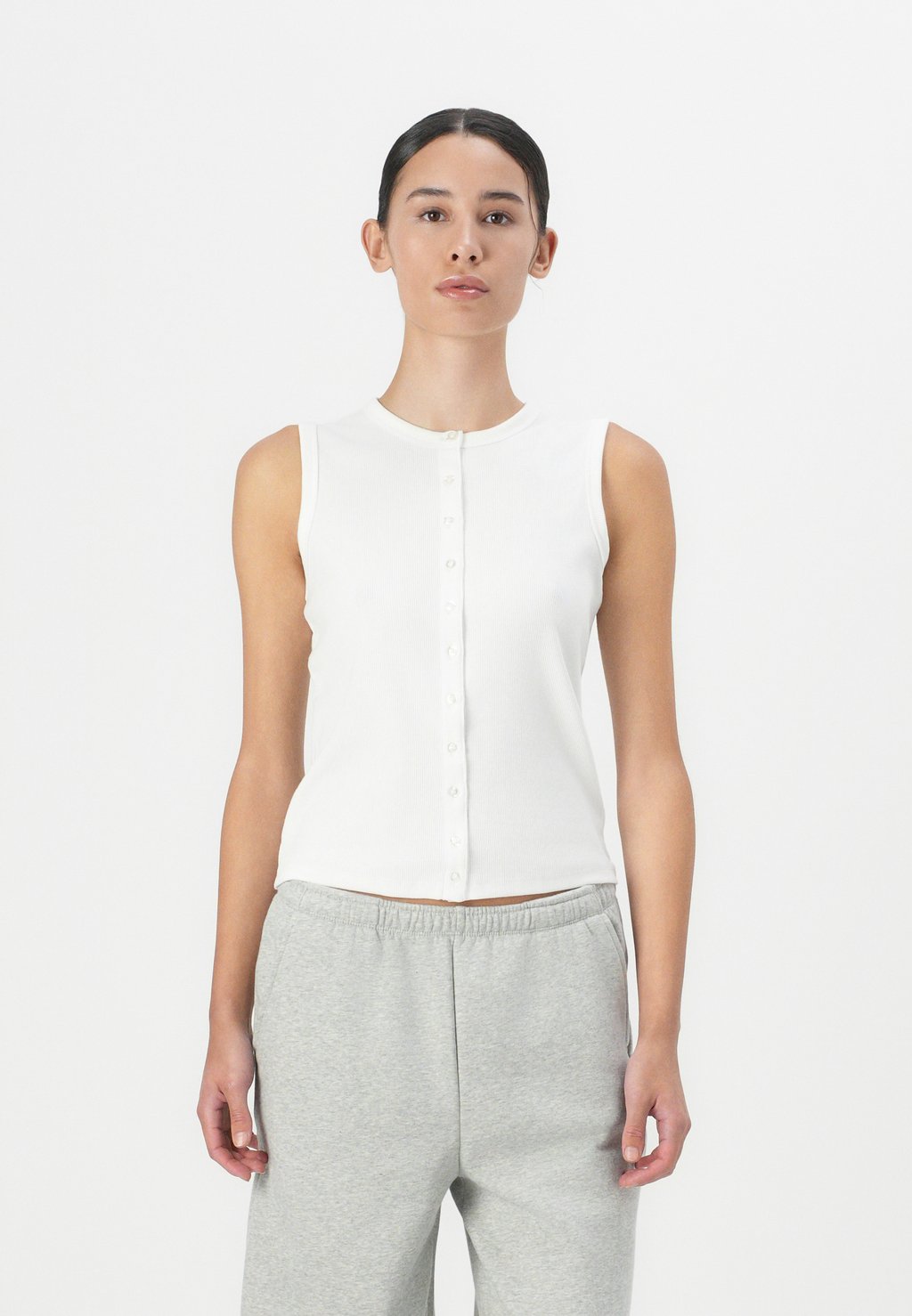 Топ SHELL GAP, белый
Топ SHELL GAP, белый