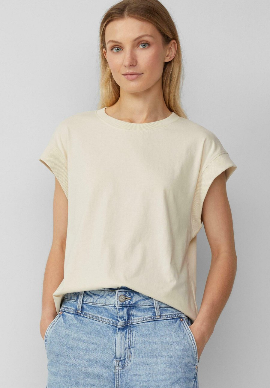 Футболка s.Oliver Basic T-shirt, Champagner/Beige, Хаки, Футболка s.Oliver Basic T-shirt, Champagner/Beige
Футболка s.Oliver Basic T-shirt, Champagner/Beige, Хаки, Футболка s.Oliver Basic T-shirt, Champagner/Beige