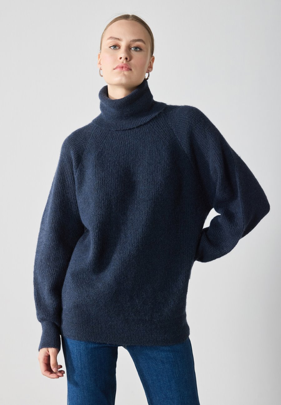 Джемпер Anna Field Jumper, Maritime Blue/Dark Blue
Джемпер Anna Field Jumper, Maritime Blue/Dark Blue