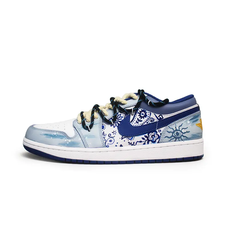 Кроссовки Air Jordan 1 Vintage Basketball Shoes Men Low-top White/blue, белый/синий
Кроссовки Air Jordan 1 Vintage Basketball Shoes Men Low-top White/blue, белый/синий