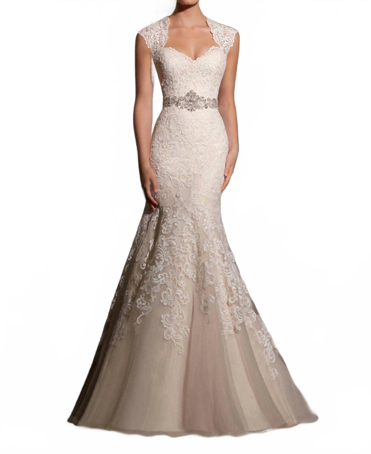 Ажурное свадебное платье с вышивкой в цвете айвори MORILEE, слоновая кость
Ажурное свадебное платье с вышивкой в цвете айвори MORILEE, слоновая кость