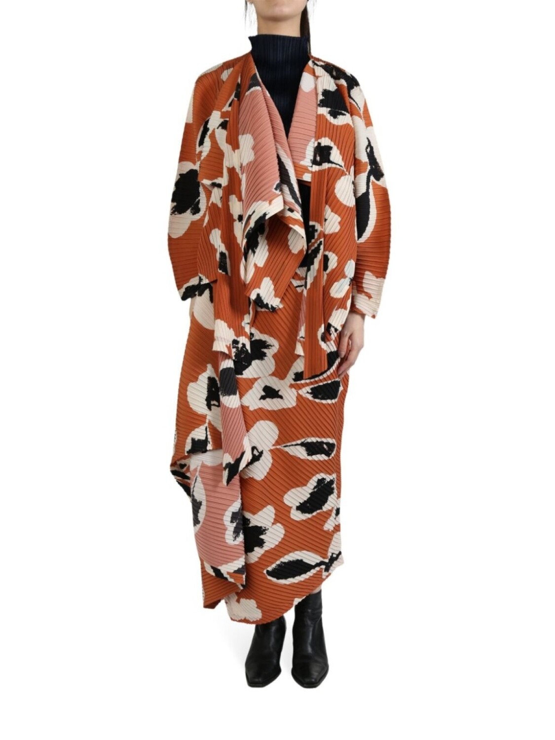 Пальто Vigor Pleats Issey Miyake, оранжевый
Пальто Vigor Pleats Issey Miyake, оранжевый