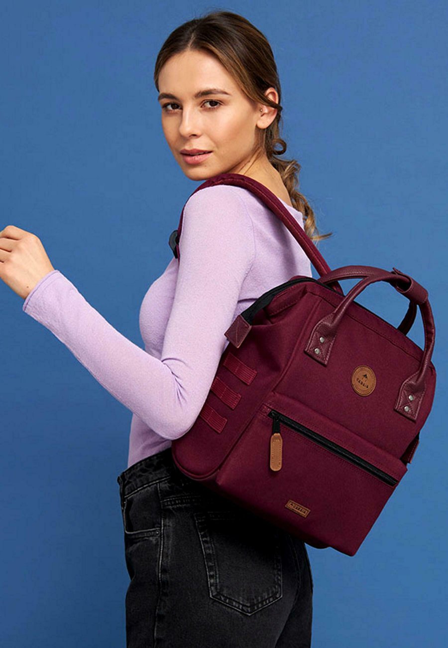 Рюкзак Cabaia ADVENTURER MINI, Nice Bordeaux/Bordeaux
Рюкзак Cabaia ADVENTURER MINI, Nice Bordeaux/Bordeaux