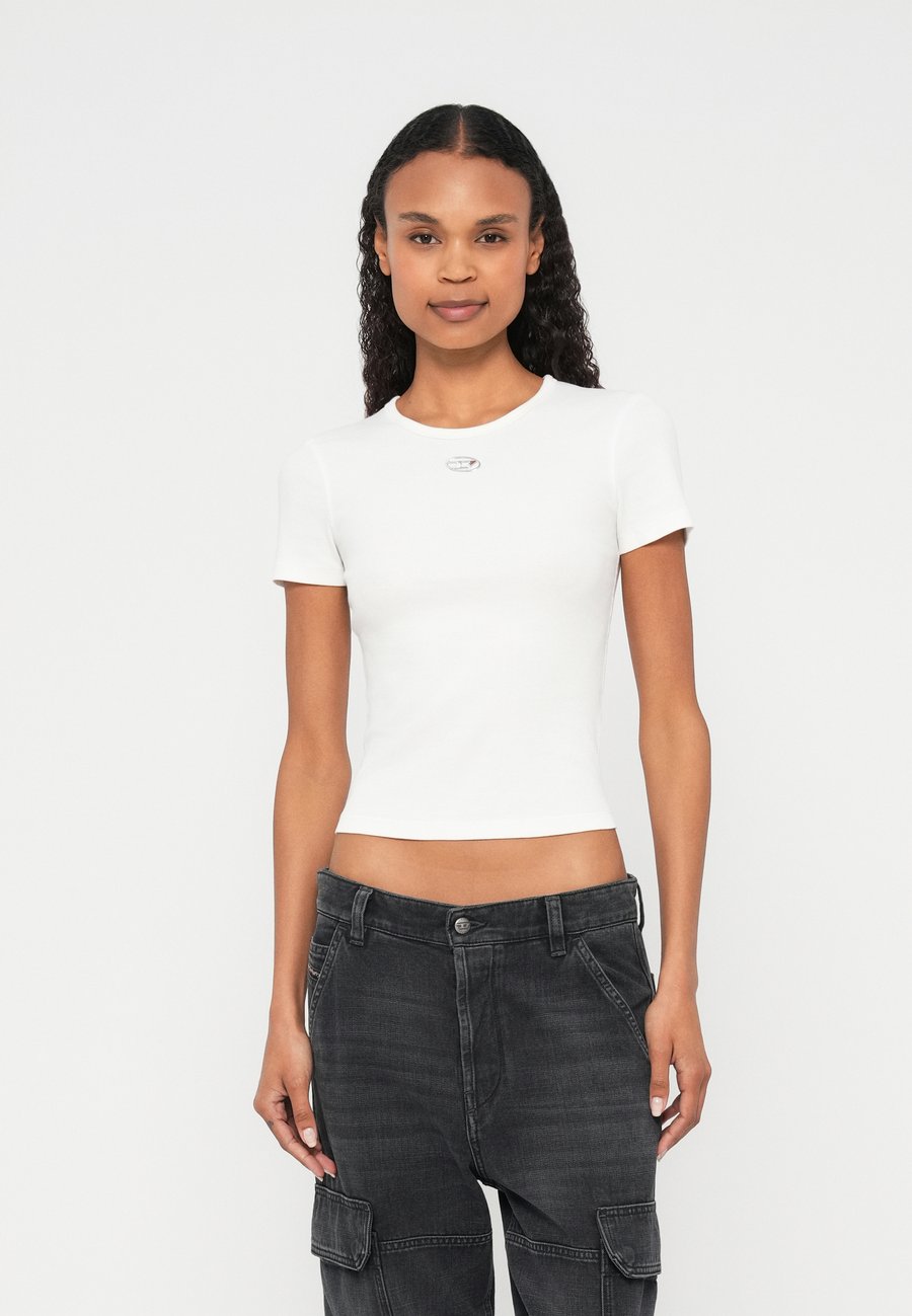 Футболка Diesel ELE LONG, White, Белый, Футболка Diesel ELE LONG, White
Футболка Diesel ELE LONG, White, Белый, Футболка Diesel ELE LONG, White