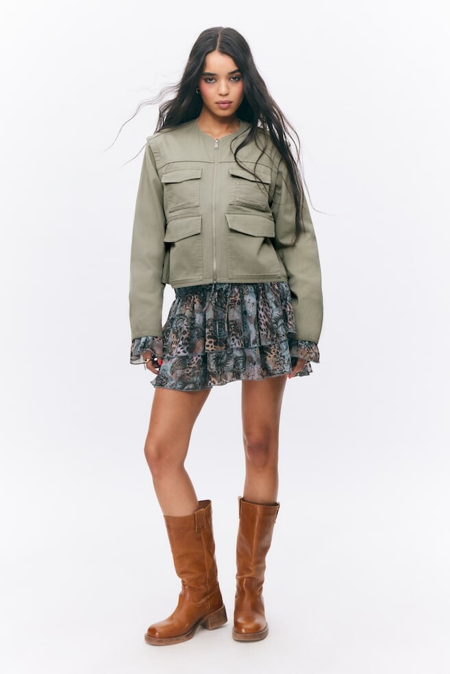 Хлопковая куртка со съемными рукавами Monki, зеленый
Хлопковая куртка со съемными рукавами Monki, зеленый