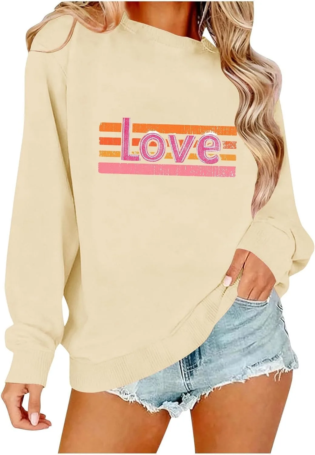 Женская футболка Valentine's Day с принтом и длинными рукавами
Женская футболка Valentine's Day с принтом и длинными рукавами