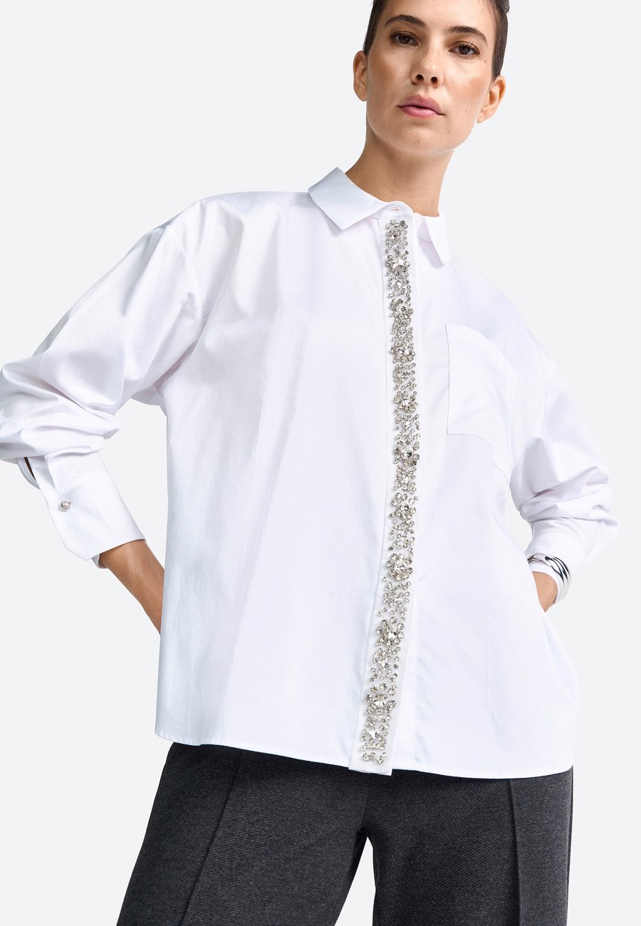 Блуза Rich & Royal Button-down blouse, White
Блуза Rich & Royal Button-down blouse, White