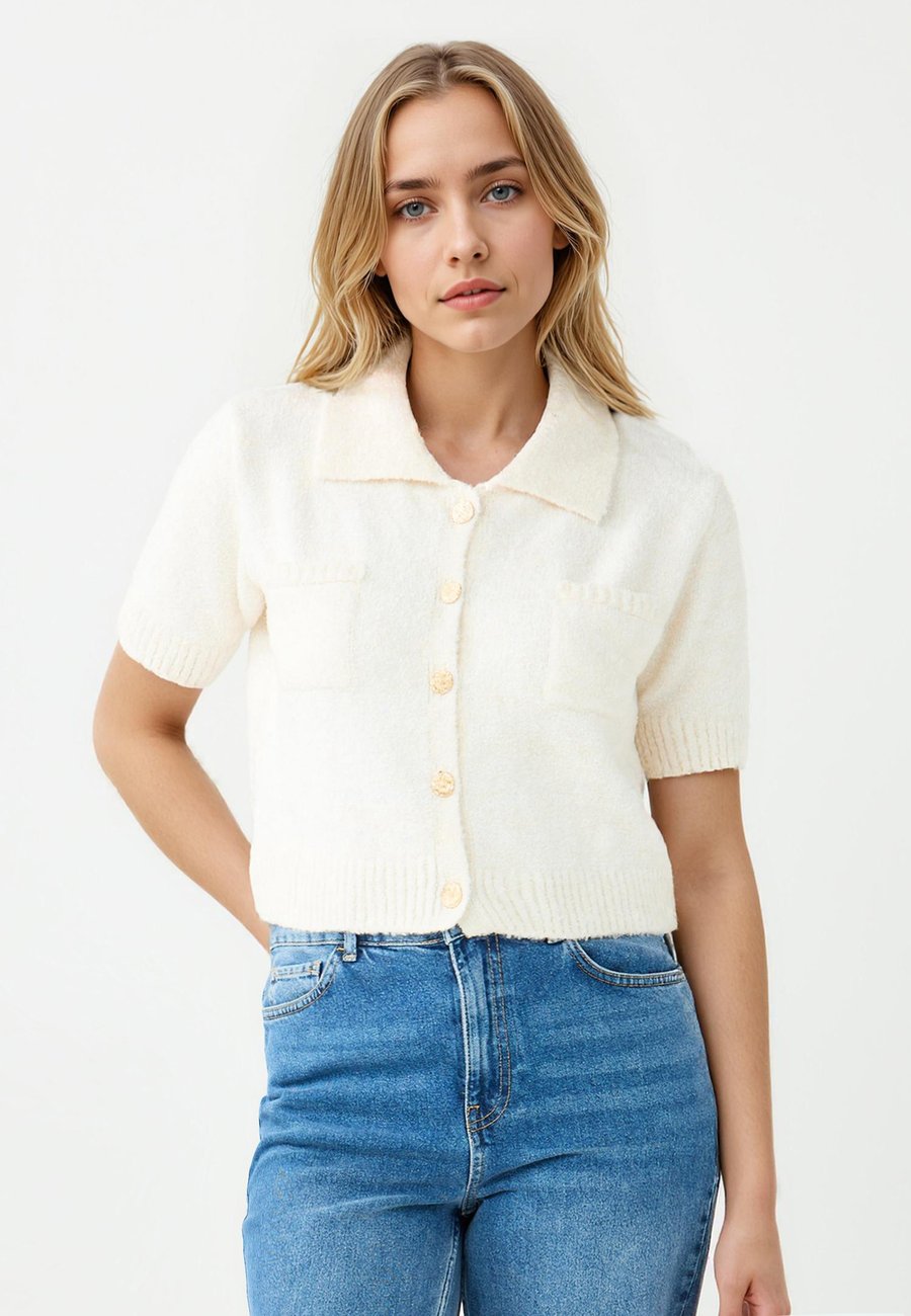 Кардиган Jimmy Key Cardigan, Ecru/Off-White
Кардиган Jimmy Key Cardigan, Ecru/Off-White