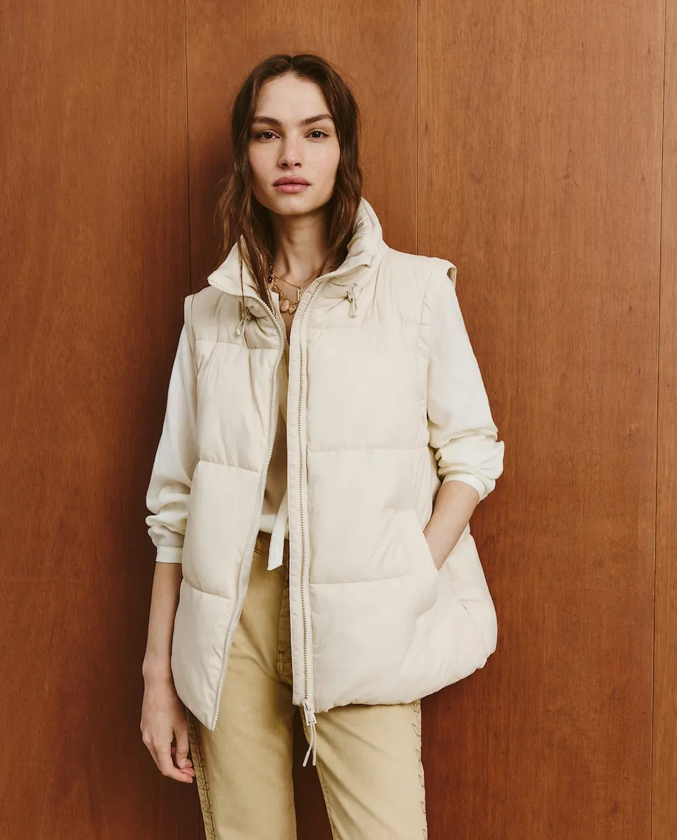 Короткая женская парка Лиса Southern Cotton, слоновая кость
Короткая женская парка Лиса Southern Cotton, слоновая кость