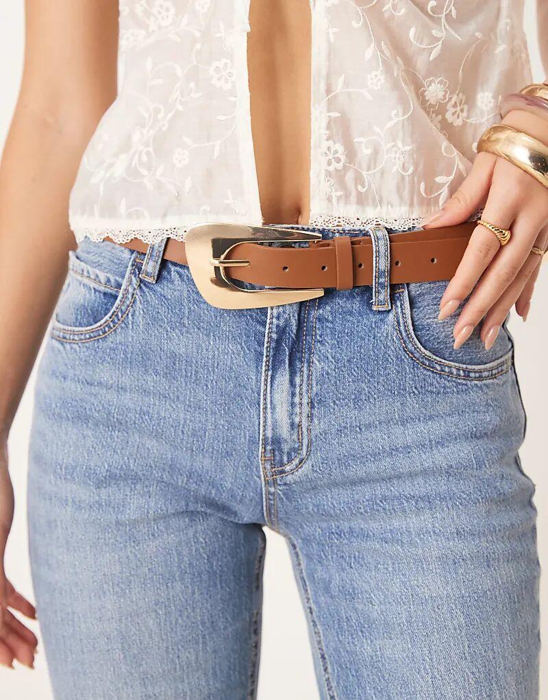 Поясной ремень Gina Tricot с золотой пряжкой коричневого цвета
Поясной ремень Gina Tricot с золотой пряжкой коричневого цвета