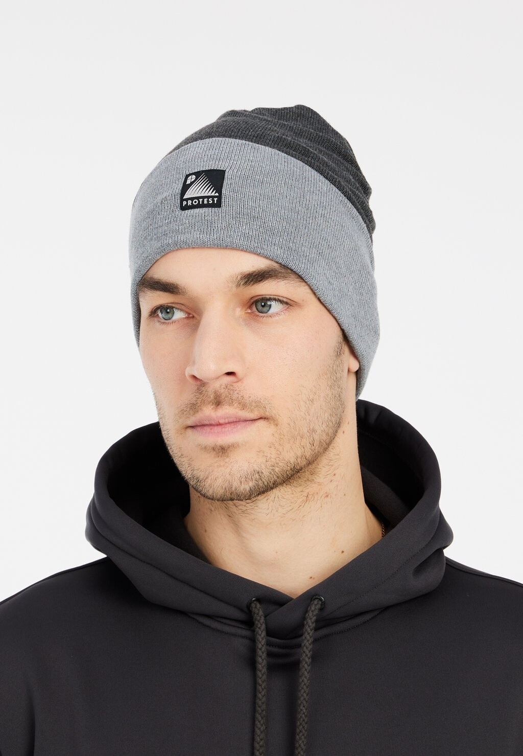 Шапка COULTON Protest, серый
Шапка COULTON Protest, серый