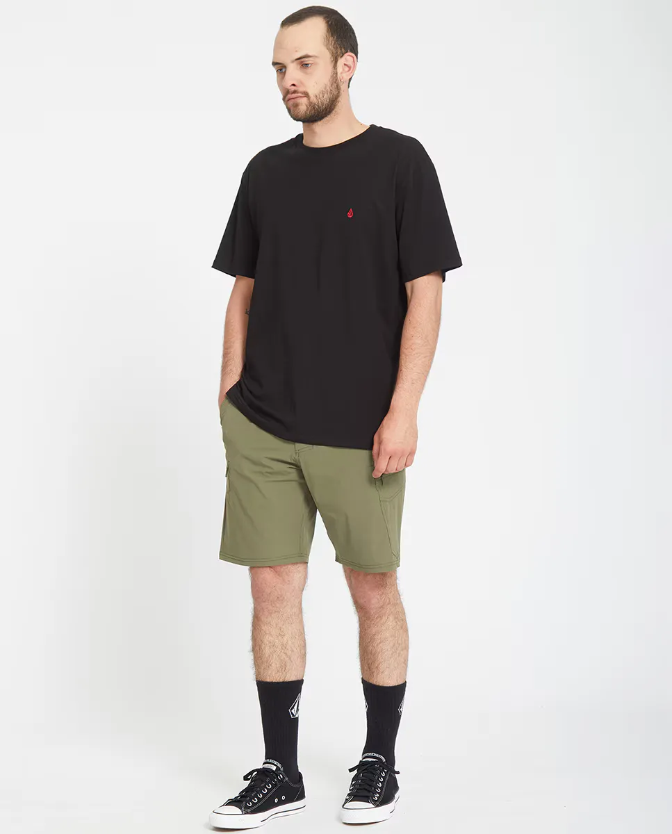 Простые мужские шорты-бермуды Volcom, темно-зеленый 
Простые мужские шорты-бермуды Volcom, темно-зеленый