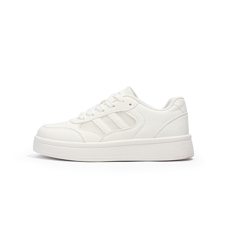 Низкие детские кроссовки с противоскользящей амортизацией и отскоком Babaya, белый 
Низкие детские кроссовки с противоскользящей амортизацией и отскоком Babaya, белый