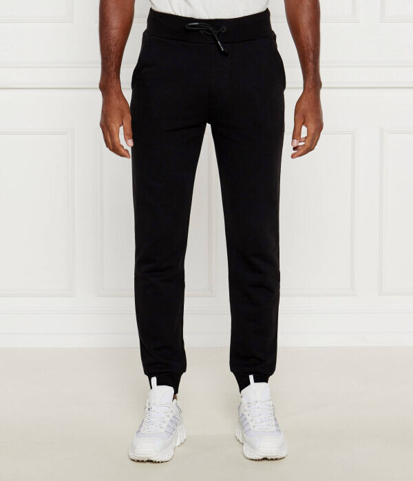 Штаны спортивные Iceberg с принтом на заднем кармане, черный
Штаны спортивные Iceberg с принтом на заднем кармане, черный