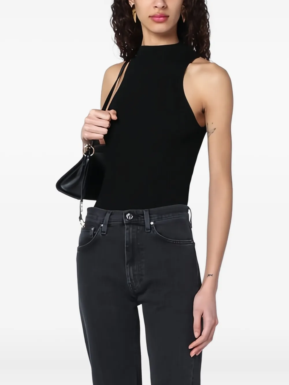 Топ без рукавов Roberto Collina, черный
Топ без рукавов Roberto Collina, черный