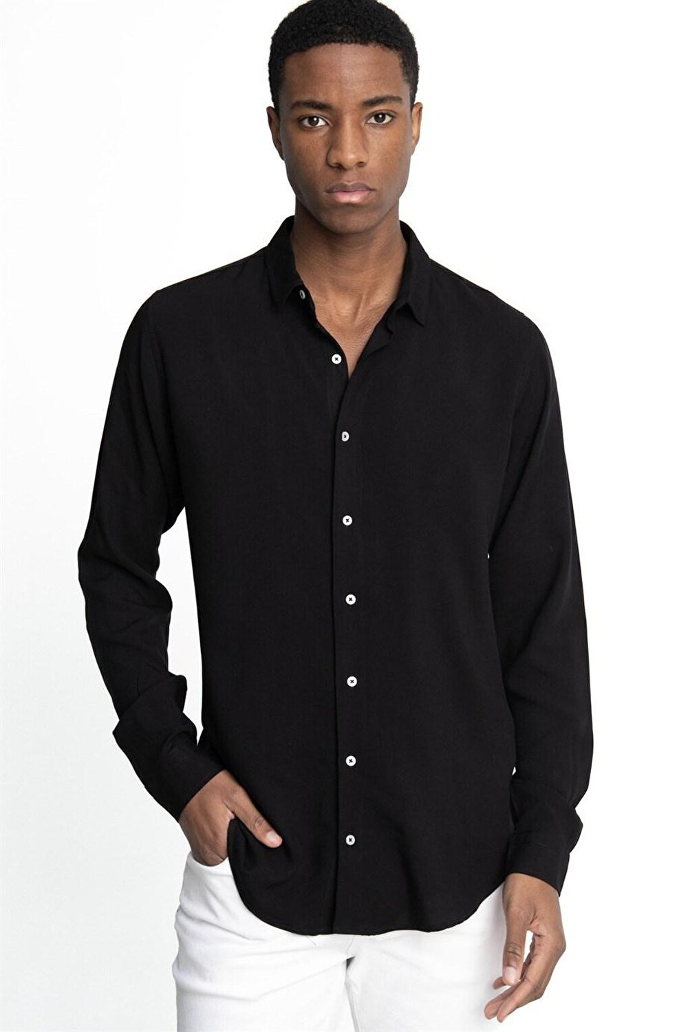 Slim Fit Slim Fit с длинным рукавом из струящейся вискозы стильная мужская рубашка TUDORS, черный
Slim Fit Slim Fit с длинным рукавом из струящейся вискозы стильная мужская рубашка TUDORS, черный