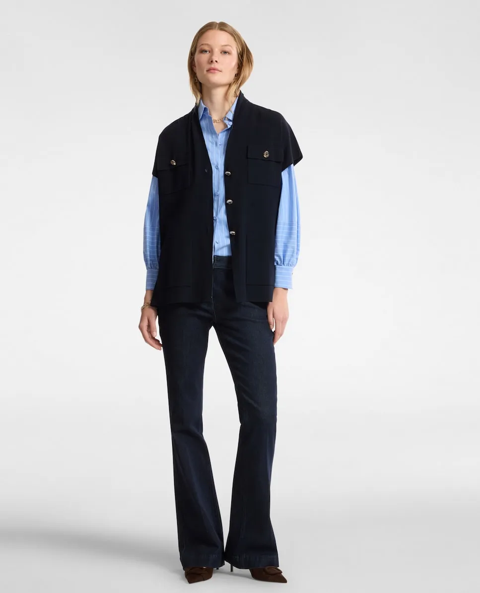 Женские джинсы с колокольным низом, приталенные, с 5 карманами Elena Miró, темно-синий
Женские джинсы с колокольным низом, приталенные, с 5 карманами Elena Miró, темно-синий