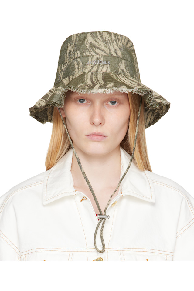 Панама "Артишо" Jacquemus, цвет jacquard banana
Панама "Артишо" Jacquemus, цвет jacquard banana